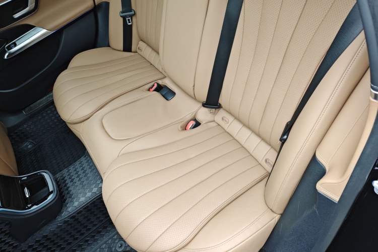 Used Mercedes-Benz E-Class 2024 E 260 L
