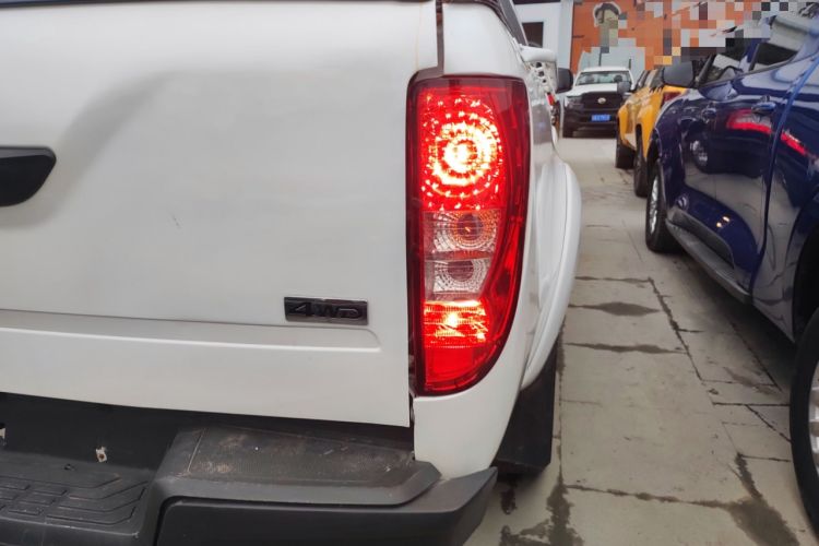 Used JMC Yuhu 7 2022 2.0T Manual Diesel 4x4 Comfort Plus Long Wheelbase
