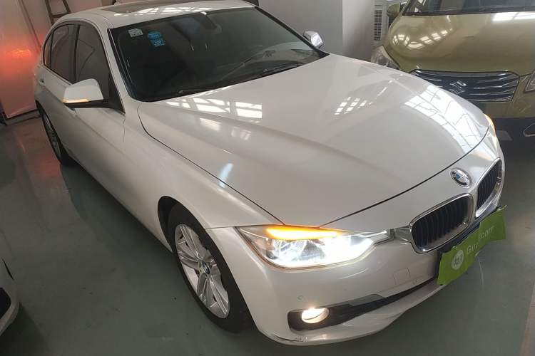 Used BMW 3 Series 2016 320Li Ambition Model
