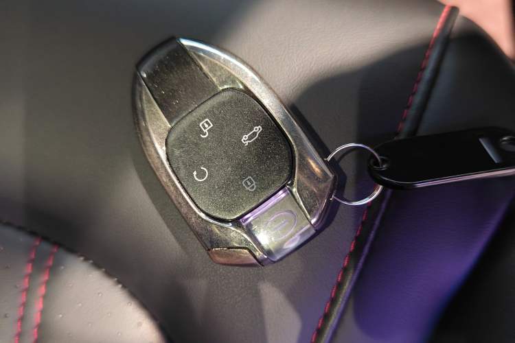 Used GAC Trumpchi EMPOW 2021 270T DCT J16 Version
