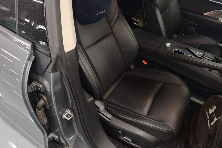 Used Zeekr 001 2022 Ultra-Long Range Single-Motor WE Version
