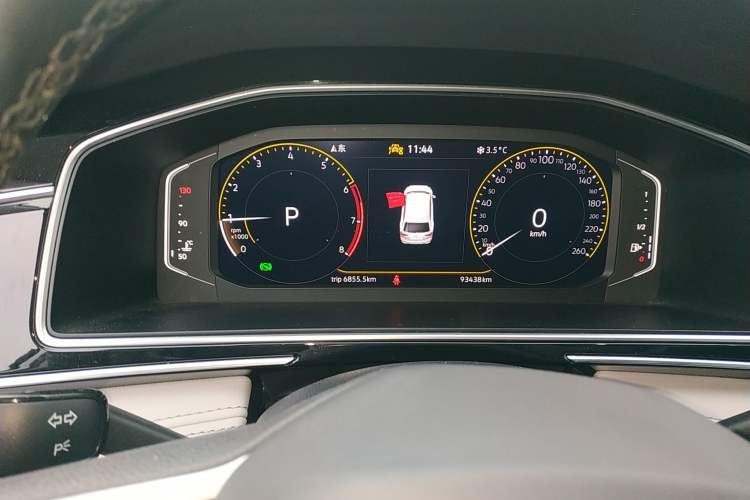 Used Volkswagen Tiguan L 2024 300TSI Automatic Two-Wheel Drive Smart Edition
