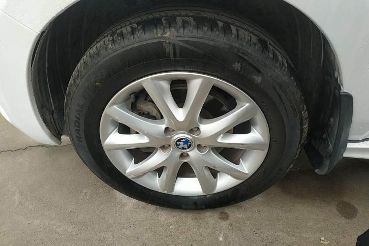 Used Venucia T70 2015 2.0L CVT Smart Edition