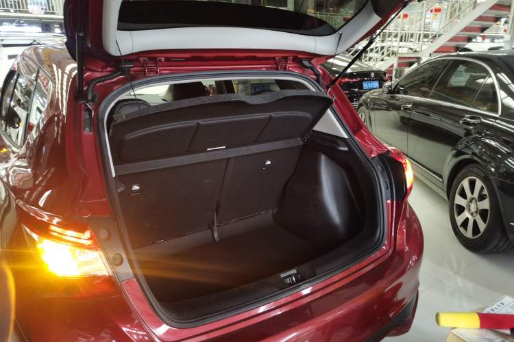 Used Nissan Tiida 2021 1.6L CVT Smart Drive Edition
