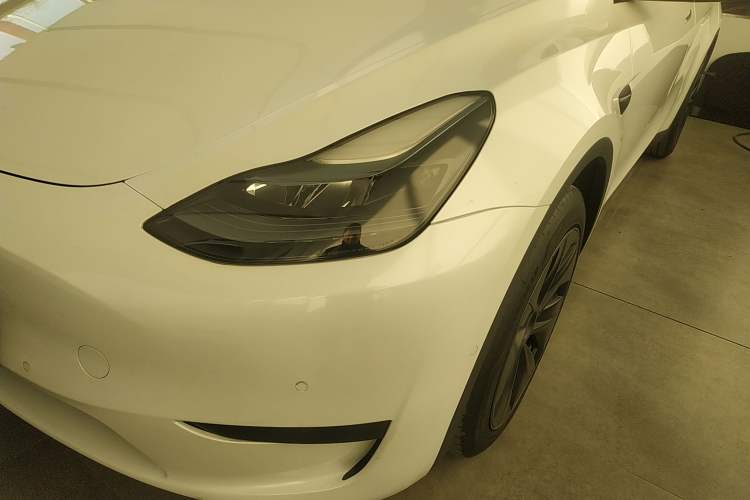 Used Tesla Model Y 2023 Rear-Wheel-Drive Version