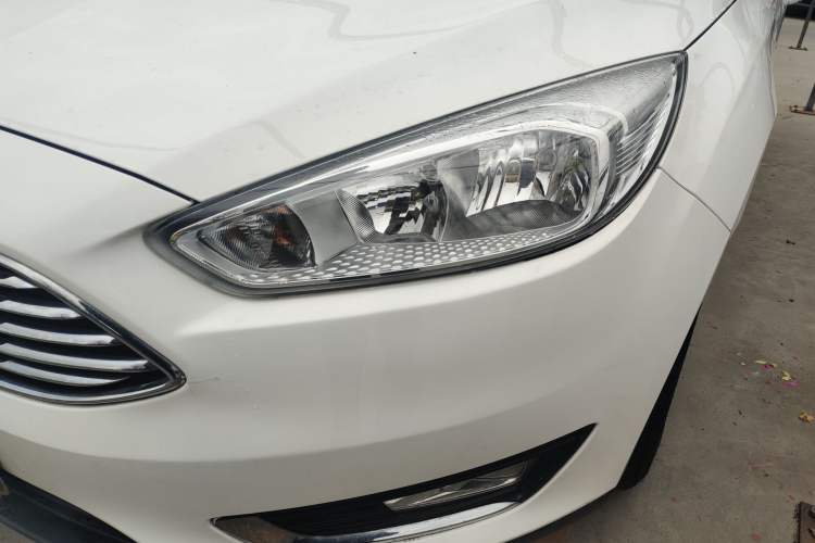 Used Ford Focus 2015 Sedan 1.6L Automatic Trend Model