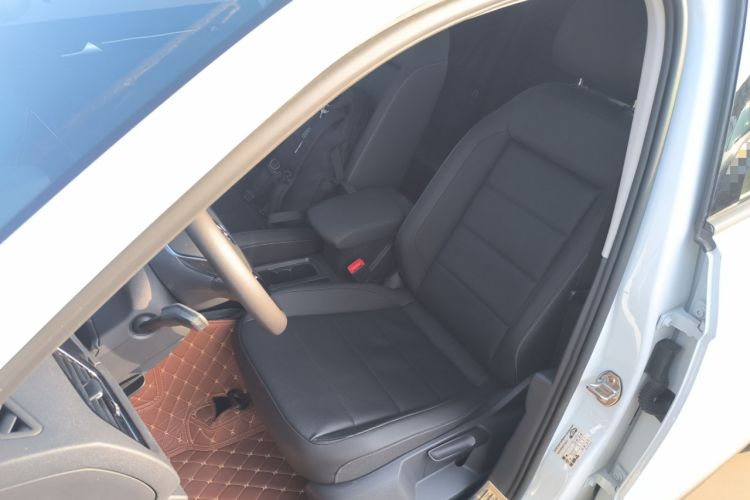 Used Volkswagen T-ROC 2018 280TSI DSG Two-Wheel-Drive Comfort Version China V Standard