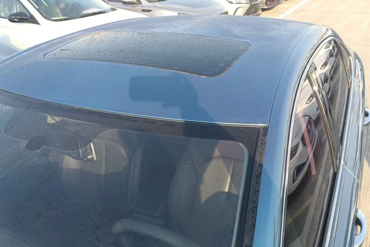 Used Roewe i6 2020 PLUS 1.6L CVT 4G Connected Glory Flagship Edition