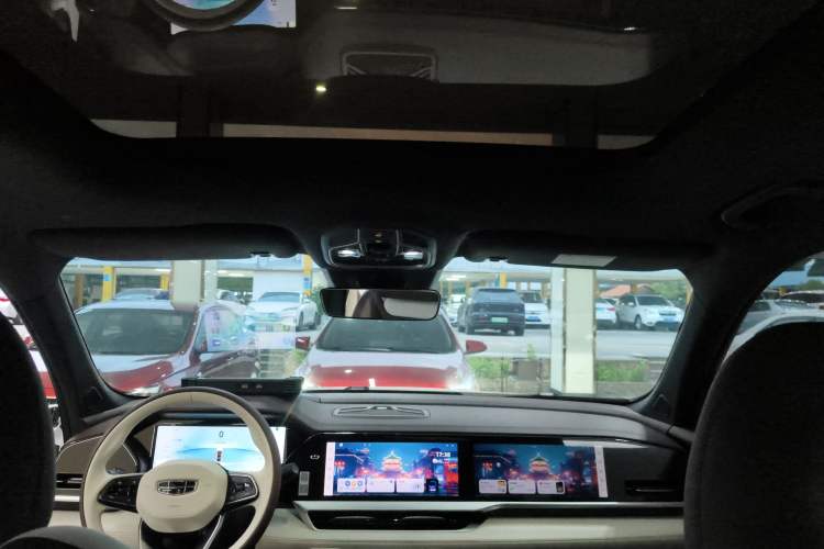 Used Geely Auto Monjaro L 2024 2.0TD High-Power Automatic Two-Wheel Drive Yunqi Version
