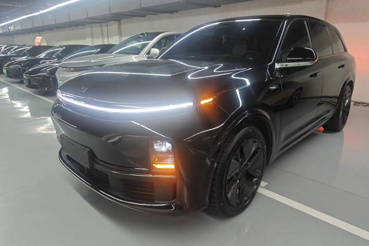 Used Li Auto L7 2023 Pro Model
