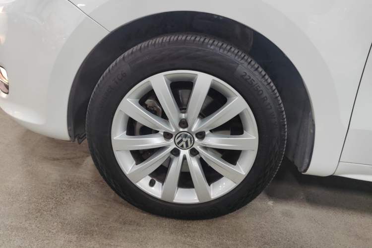 Used Volkswagen Sharan 2016 380TSI Luxury 7-Seater
