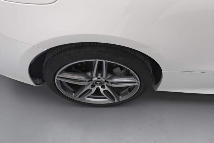 Used Mercedes-Benz E-Class 2018 E 200 4MATIC Coupe
