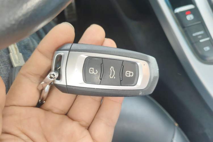 Used Geely Auto Emgrand GS 2018 Lingchao Edition 1.4T Automatic Zunshang Smart Connectivity Model