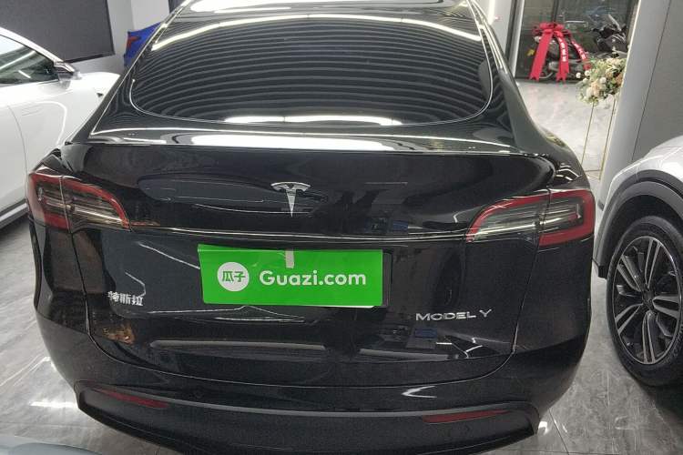 Used Tesla Model Y 2022 Rear-Wheel-Drive Version
