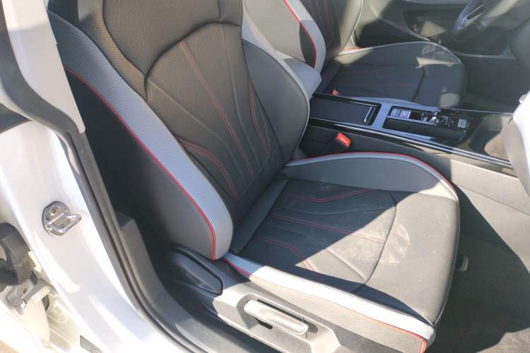 Used Volkswagen Lamando 2023 Lavida L 280TSI DSG Cool & Spicy Edition