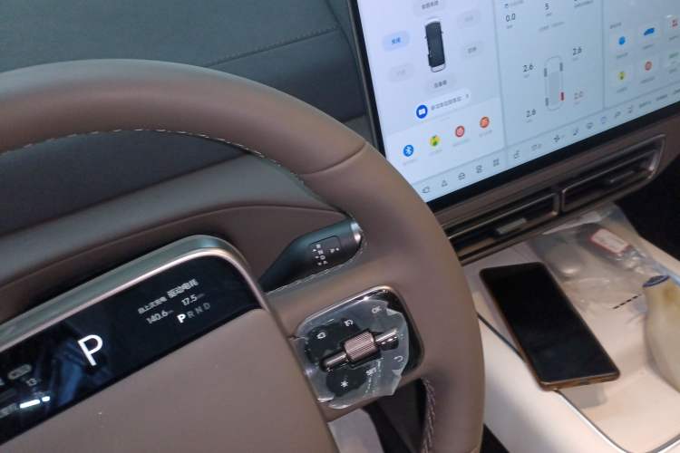 Used Li Auto MEGA 2024 Ultra Model