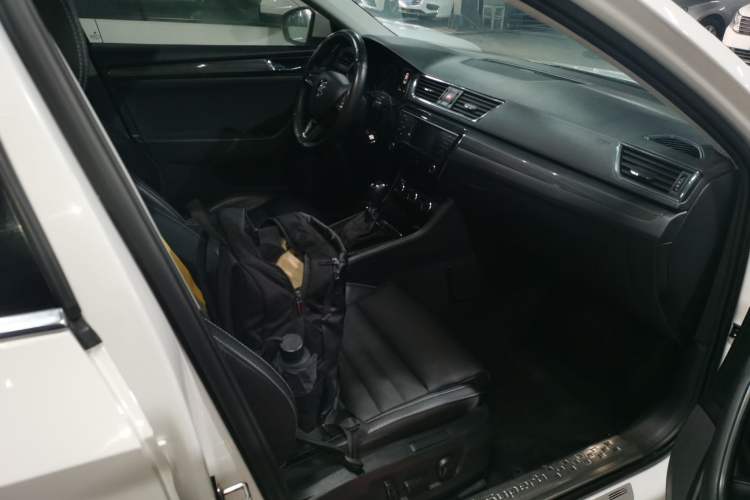 Used Skoda Superb 2016 TSI330 DSG Smart Drive Edition
