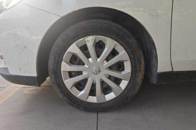 Used Venucia D60 2019 100 000 Glory 1.6L Entry Manual ChenShang Edition China VI