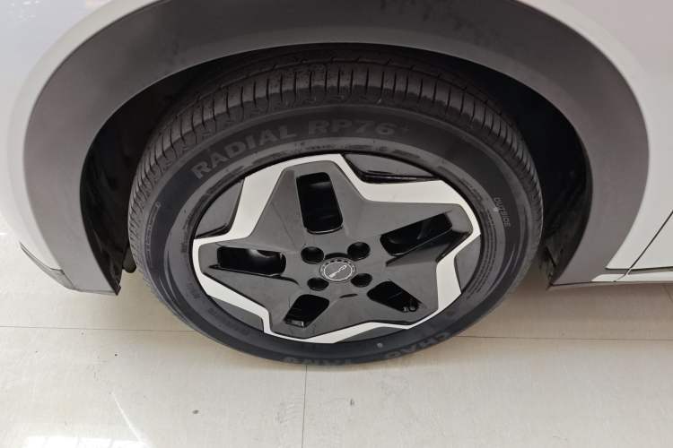 Used BYD Dolphin 2021 405 km Fashion Edition
