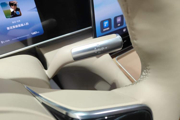 Used Hima AITO M7 2026 Model Range-Extending Max All-Wheel Drive 5-Seater Version
