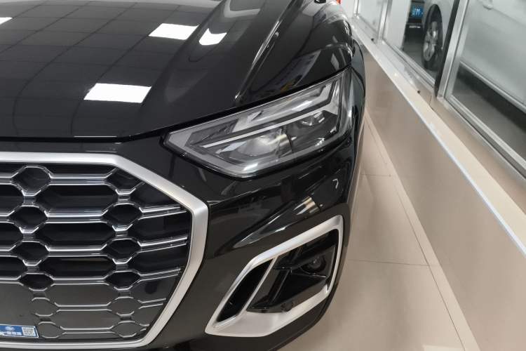 Used Audi Q5L 2022 40T Luxury Dynamic Model
