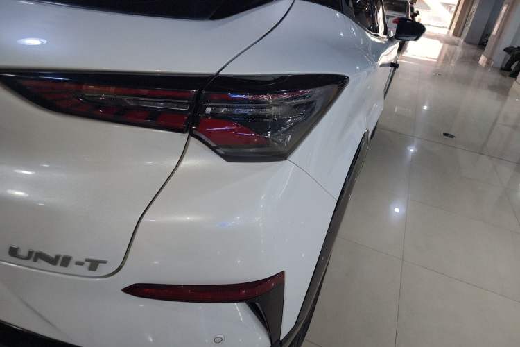 Used Changan UNI-T 2023 2nd Generation 1.5T Luxury Version
