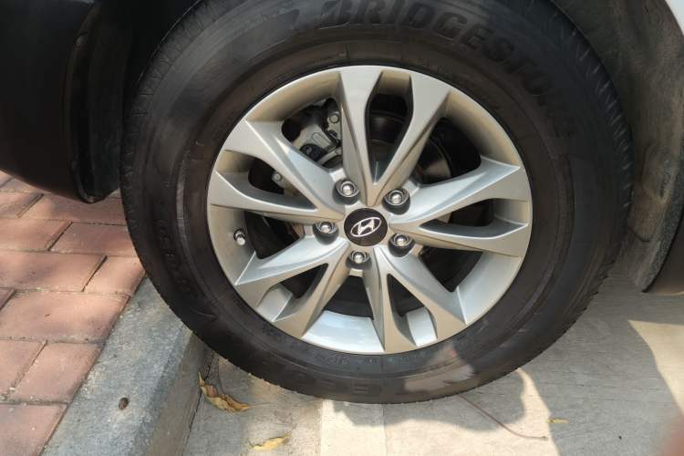 Used Hyundai ix35 2013 2.0L Automatic 2WD Comfort GL China IV Standard
