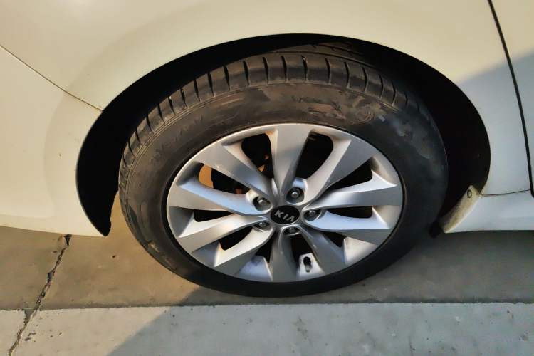 Used Kia K5 2016 1.6T Automatic LUX
