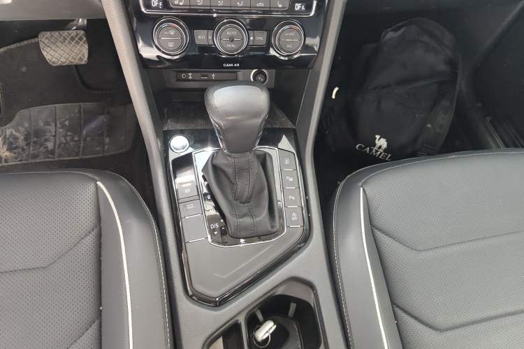 Used Volkswagen Tiguan L 2017 330TSI Automatic Two-Wheel Drive Flagship Edition
