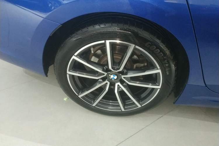 Used BMW 3 Series 2021 Facelifted 320Li M Sport Package
