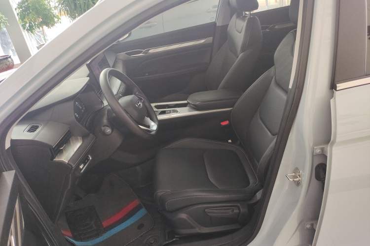 Used Geely Auto Emgrand L HiP 2024 Longteng Edition 1.5TD-DHT Pro 100KM Superior Model