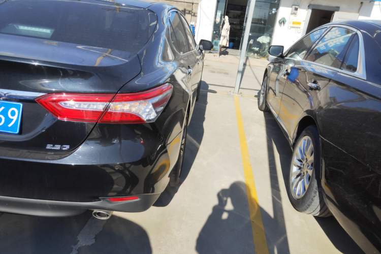 Used Toyota Camry 2021 2.5G Luxury Edition