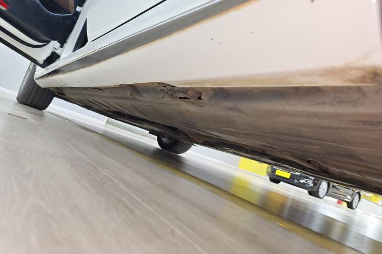 Used Mercedes-Benz E-Class 2020 Restyled E 300 L Sporty and Stylish Edition