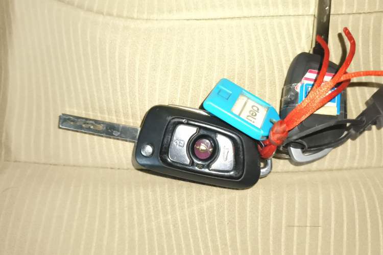 Used Jinbei Grace 2014 2.0L Luxury Short-Wheelbase 7-Seater 1TR