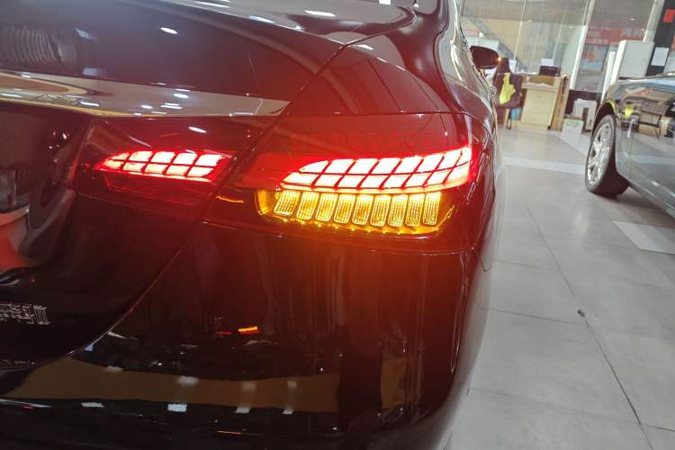 Used Mercedes-Benz E-Class 2022 E 260 L