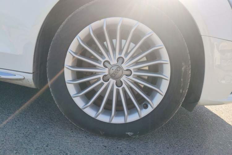 Used Audi A4L 2016 35 TFSI Collector's Edition Automatic Standard Model
