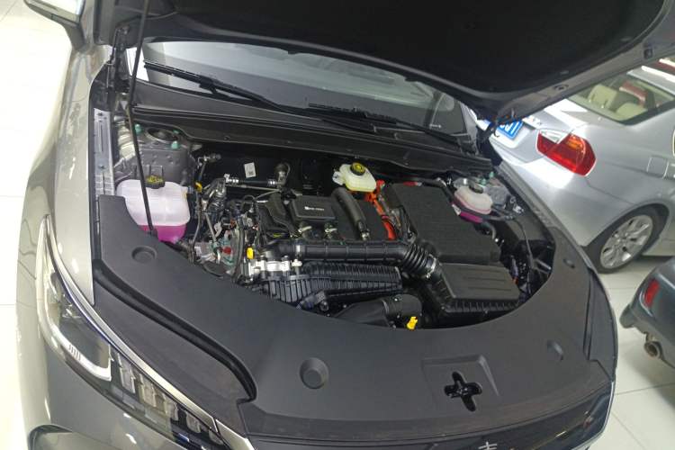 Used BYD Qin PLUS 2025 DM-i Smart Drive 55KM Leading Model
