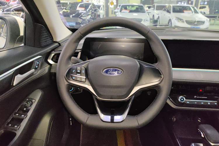 Used Ford Escort 2021 1.5L Automatic Diamond Edition
