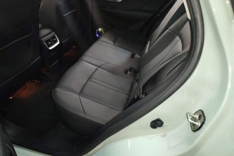 Used Dongfeng Aeolus Huge 2022 Mach Dual-Motor 1.5T MHD Dare-to-Dream Edition
