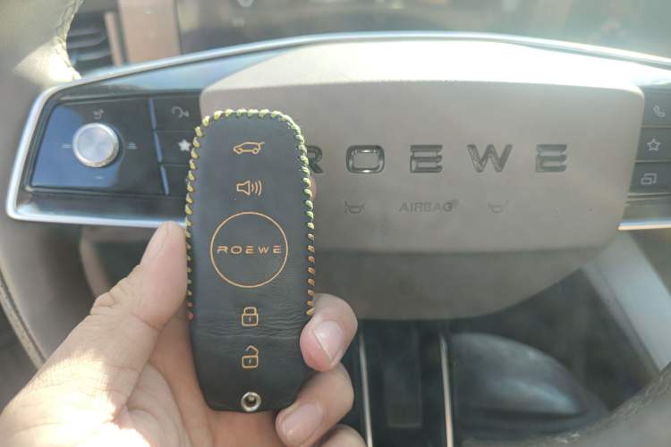 Used Roewe RX9 2023 2.0T All-Wheel-Drive Luxury Edition
