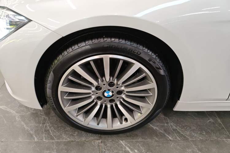 Used BMW 3 Series 2019 320Li Fashion Model
