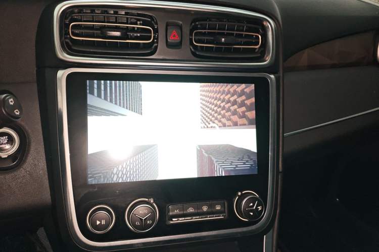 Used Lynk & Co 01 2018 2.0T Two-Wheel-Drive + Version
