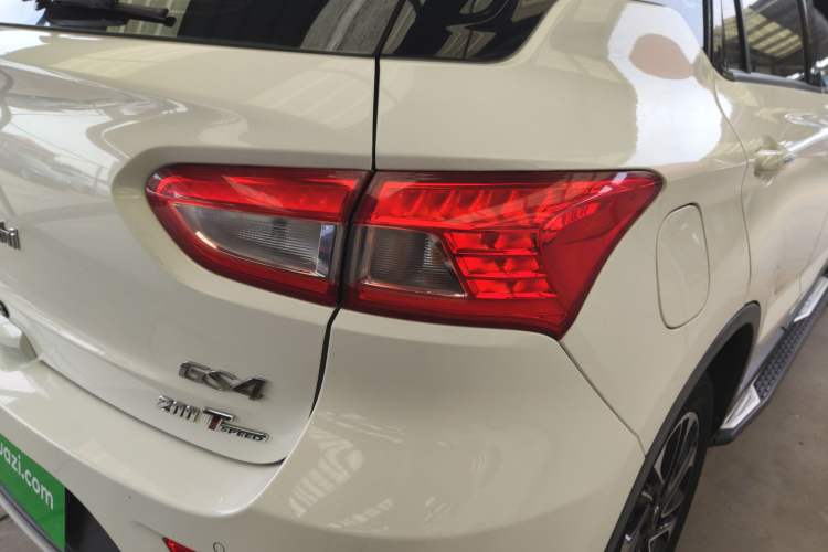 Used GAC Trumpchi GS4 2017 200T G-DCT Two-Wheel Drive Elite Edition