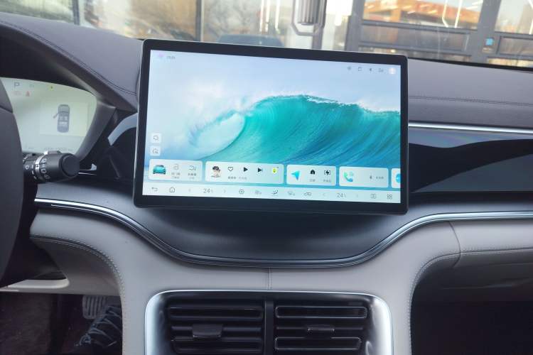 Used BYD Song PLUS New Energy 2025 DM-i 112KM Prestige Model