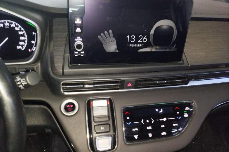 Used Honda Elysion 2024 2.0L eHEV Luxury Edition
