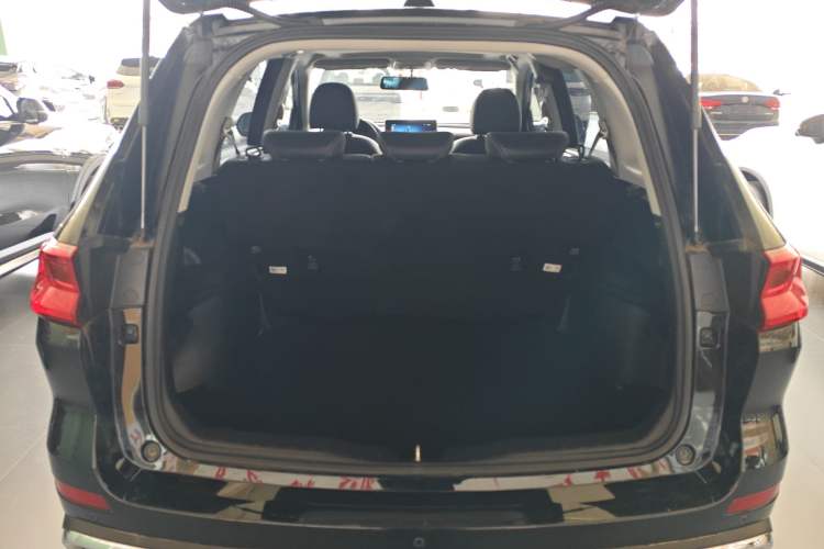 Used Haval M6 2021 PLUS 1.5T DCT Luxury Smart Connectivity Model
