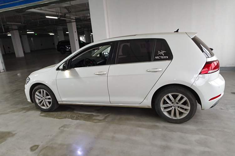 Used Volkswagen Golf 2019 280TSI DSG Comfort Version China VI Standard
