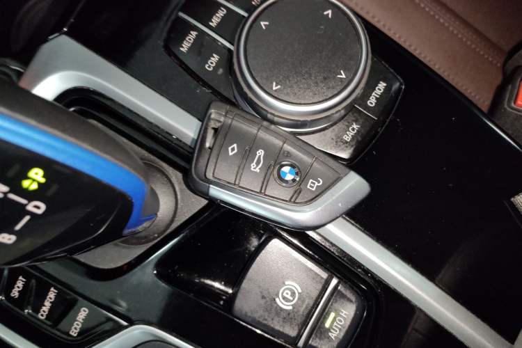 Used BMW iX3 2021 Updated Leading Edition
