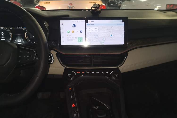 Used Lynk & Co 06 2023 Remix 1.5T Shero
