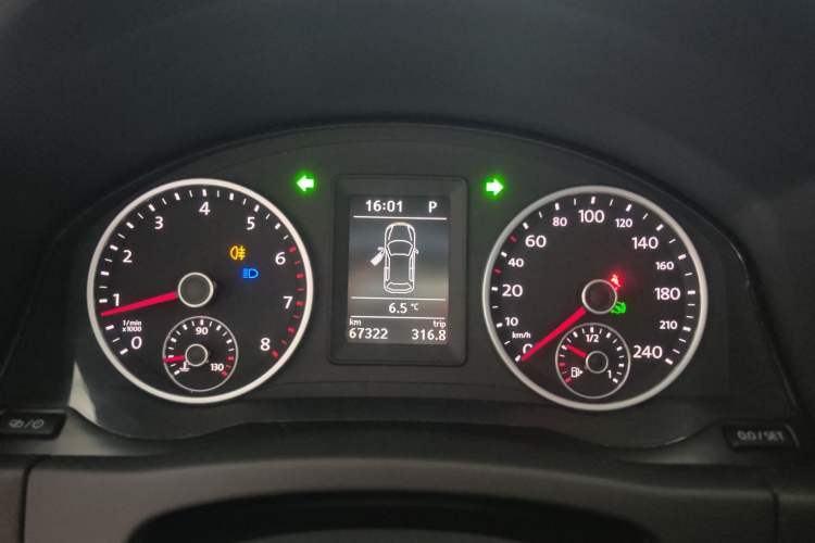 Used Volkswagen Tiguan L 2016 280TSI Automatic Two-Wheel-Drive Silk Road Style Edition
